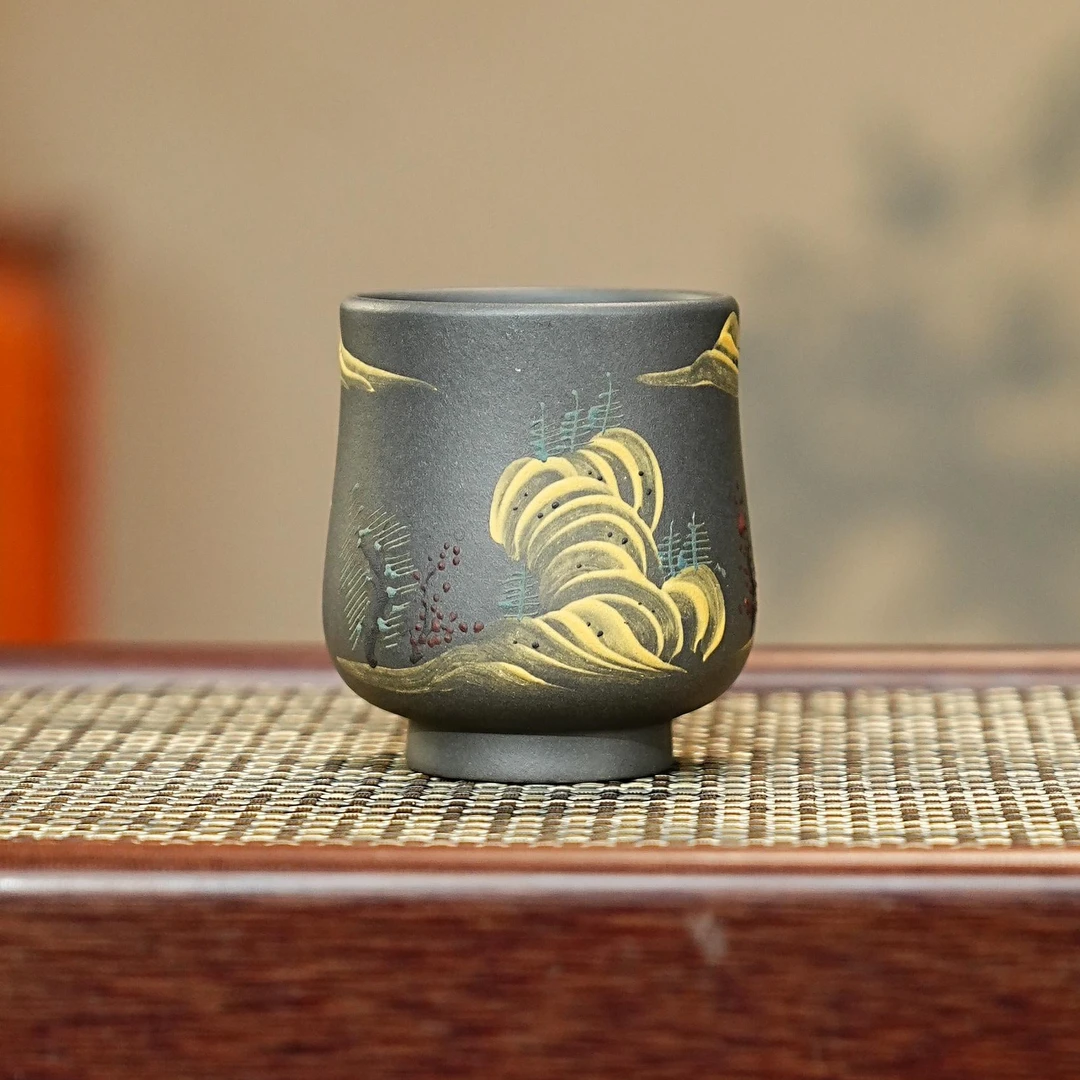 宜兴全手工紫砂茶具 原矿天青泥泥料堆绘山水紫砂主人杯