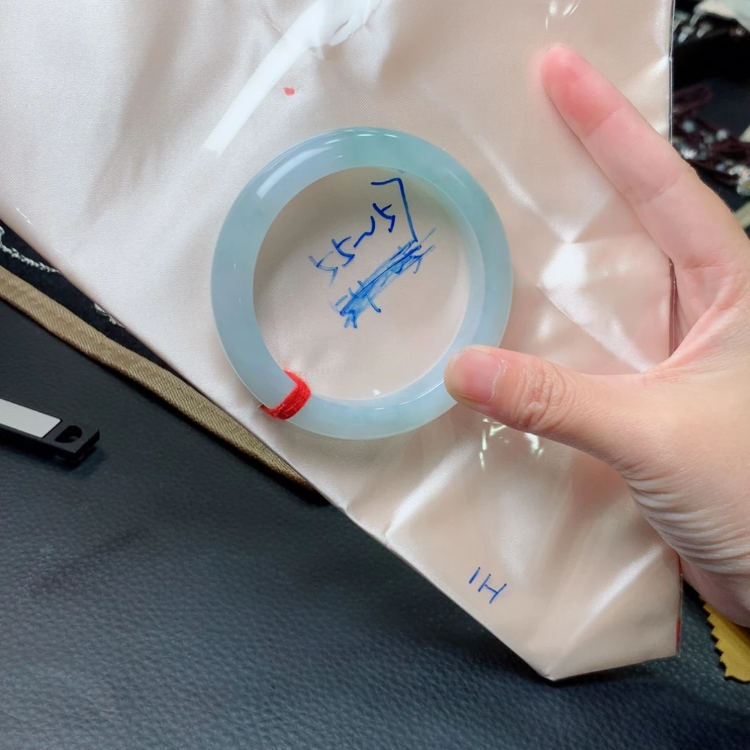 未镶嵌手镯翡翠买断