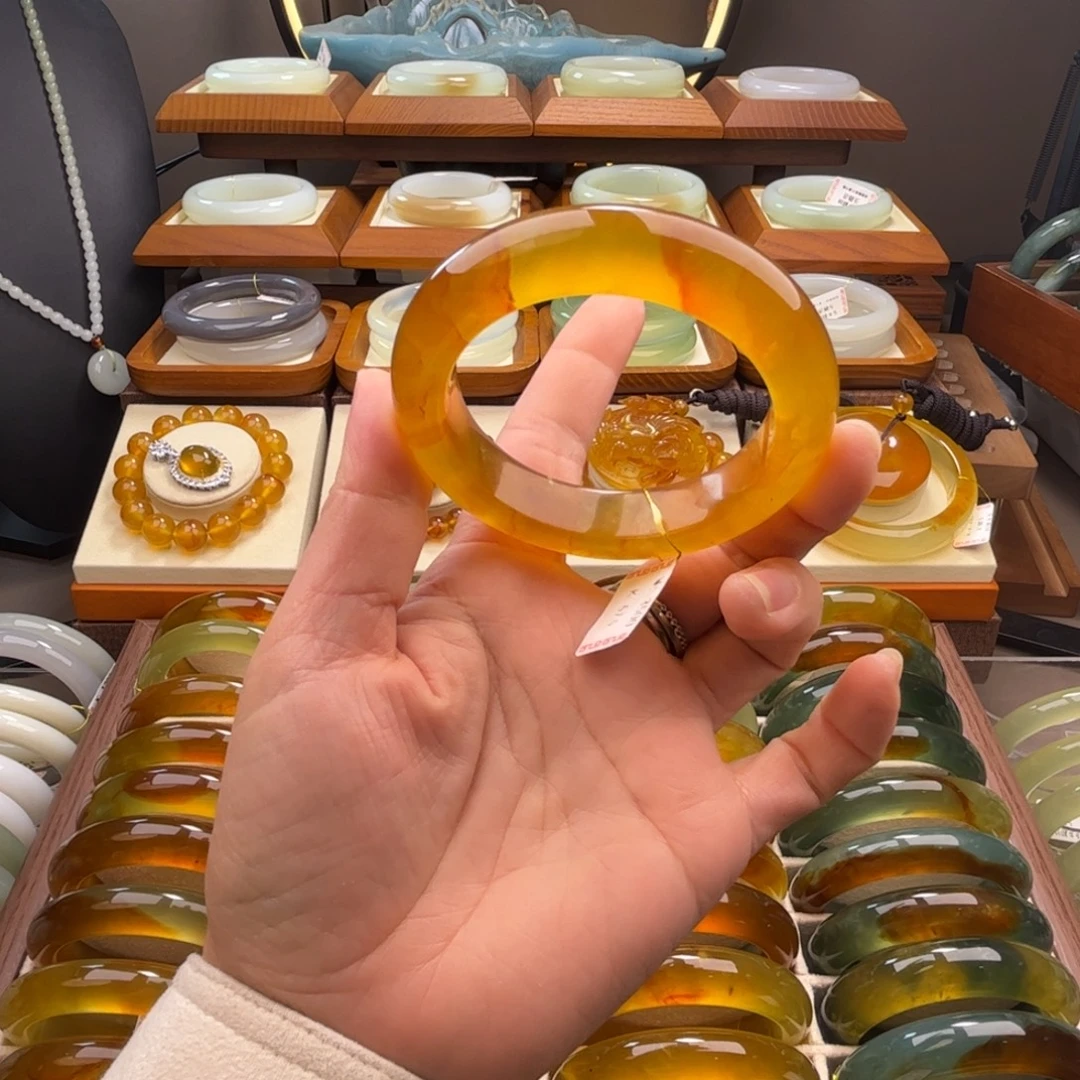 蛇纹石玉未镶嵌手镯56