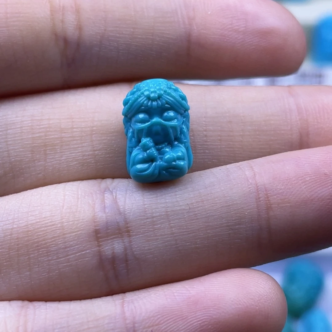 绿松石未镶嵌天然原矿绿松石雕件