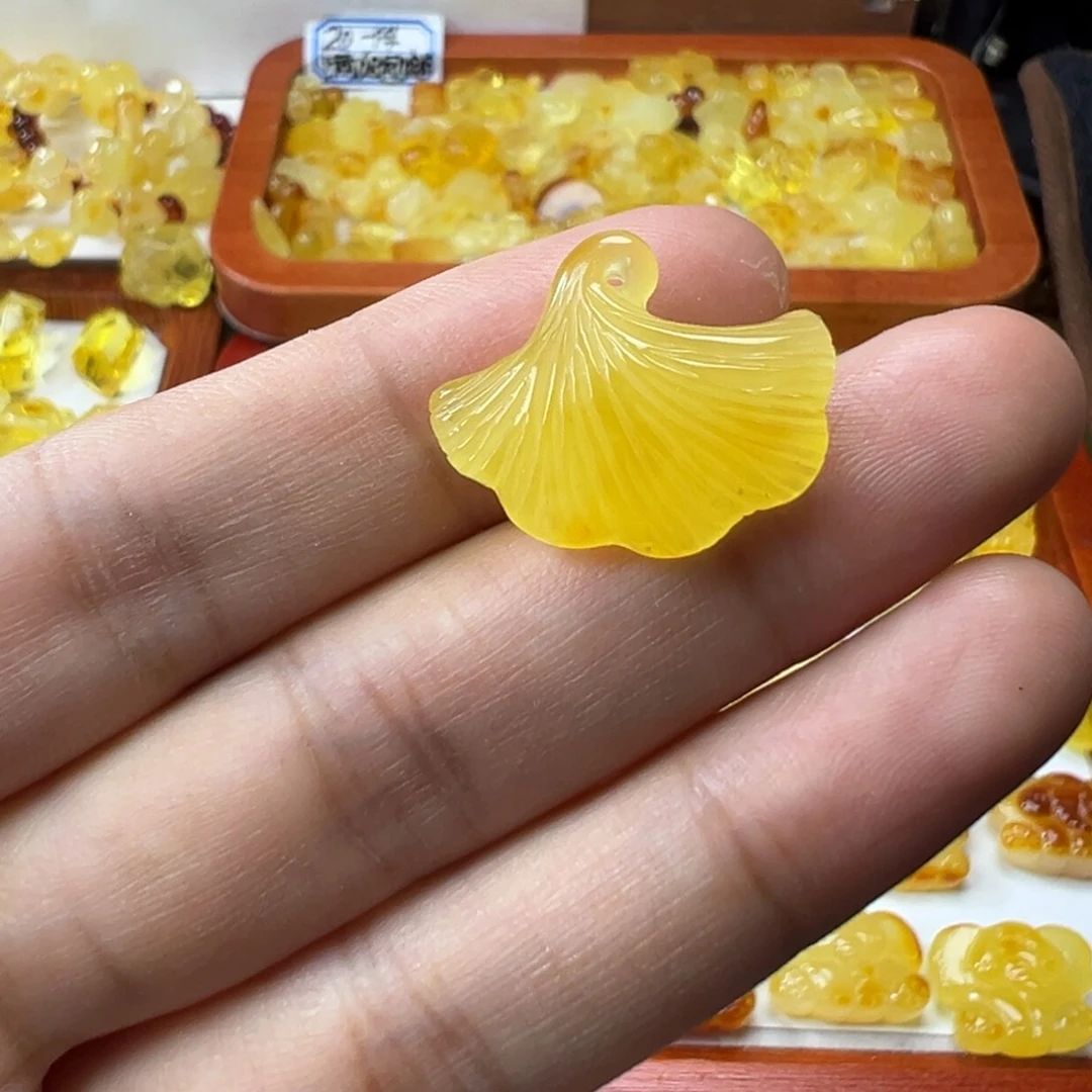 琥珀吊坠(不含链)未镶嵌