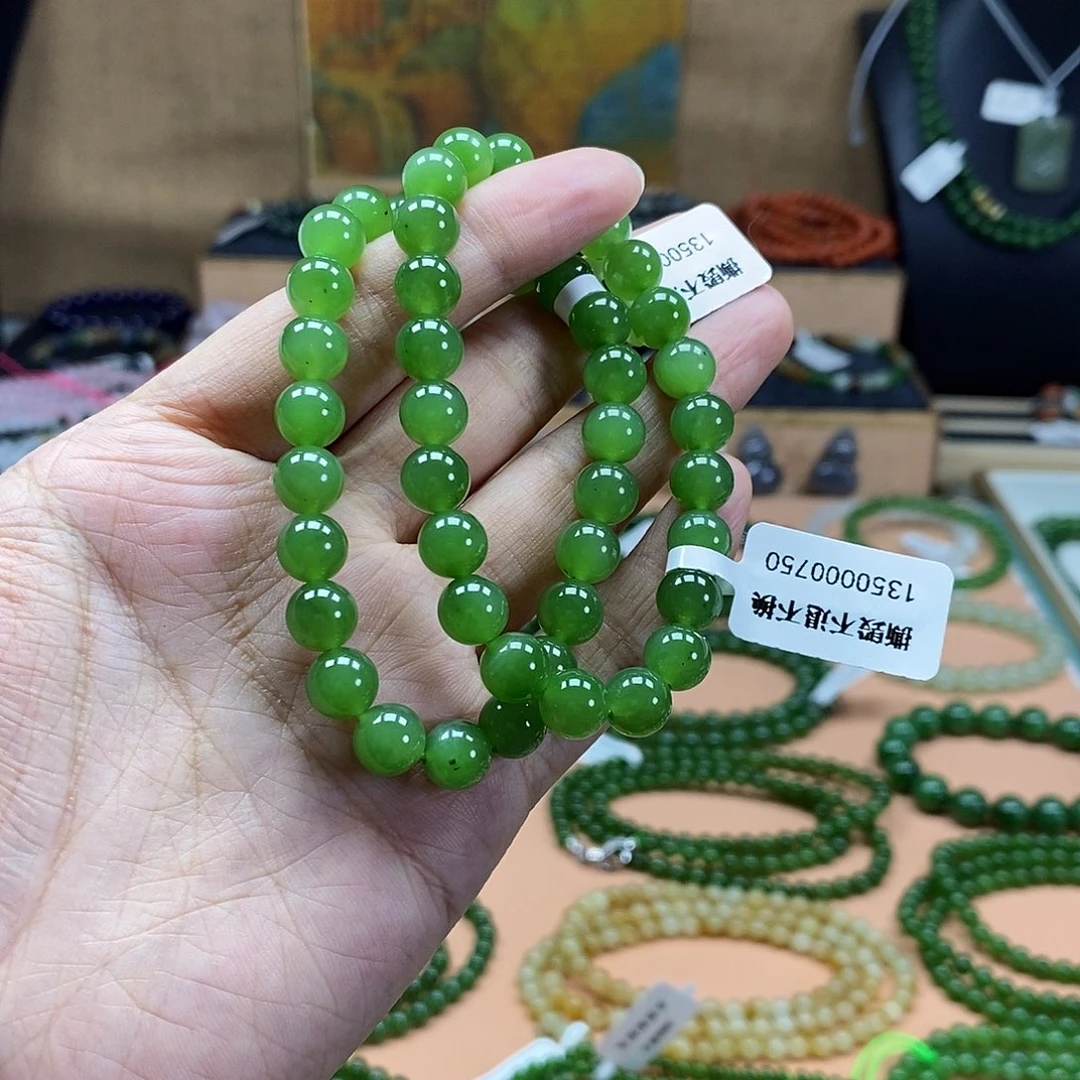 和田玉（碧玉）未镶嵌颈饰8mm阳绿