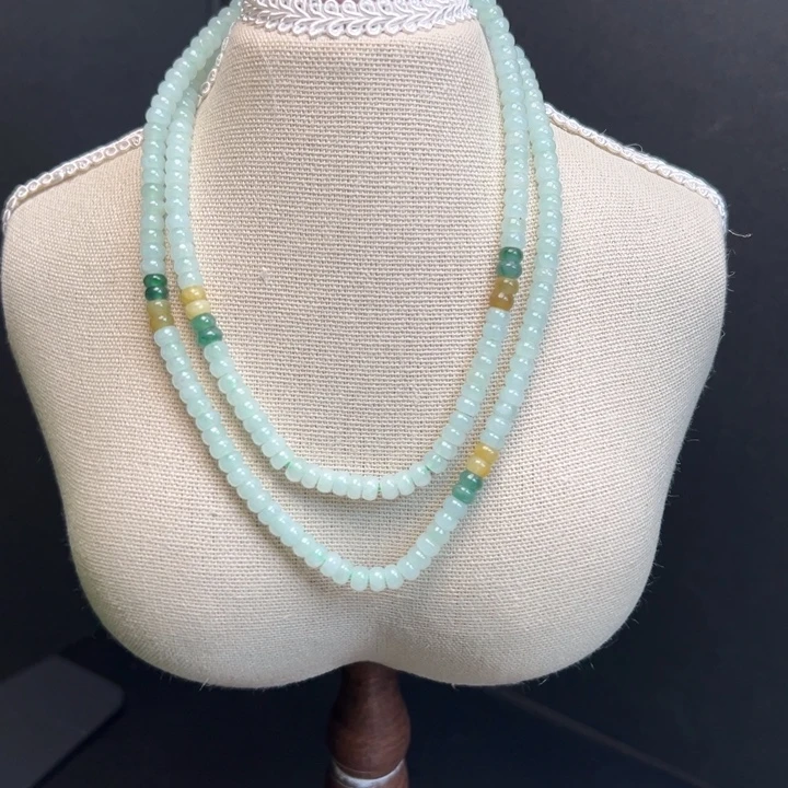 翡翠未镶嵌颈饰链