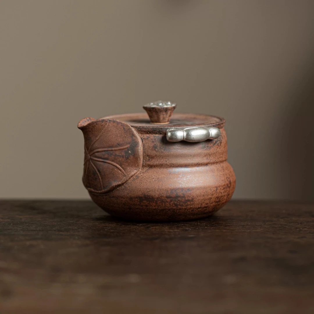 【正版川冶】鎏银荷塘月色手抓壶中式泡茶壶茶器老岩泥送礼带礼盒