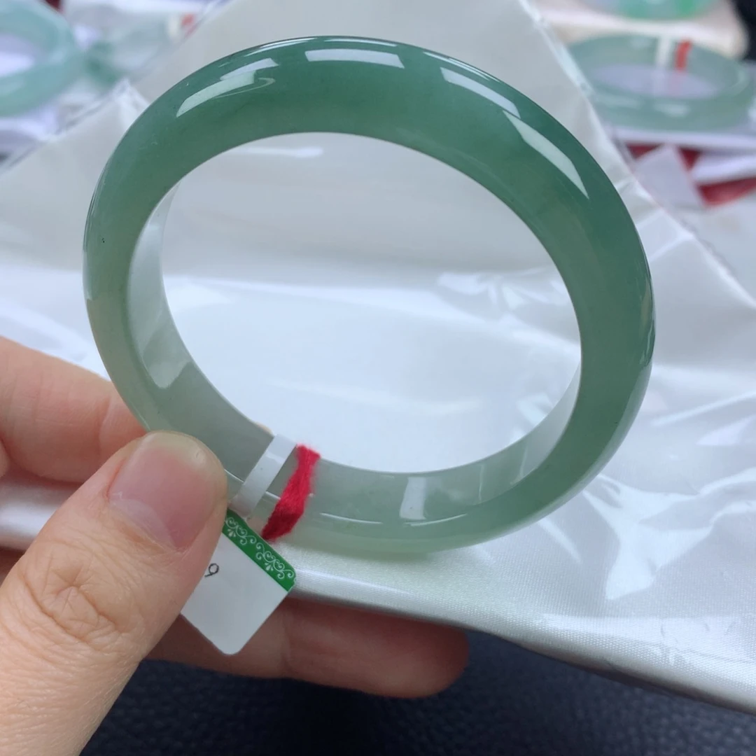 翡翠手镯未镶嵌55➕