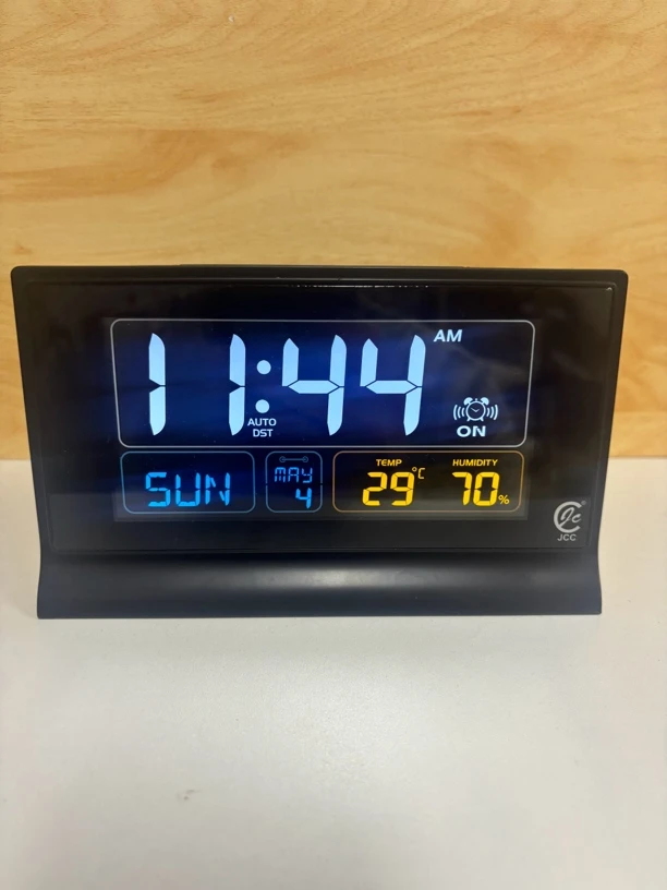 95新  裸包电子时钟（无配件无后盖）微瑕疵 完美主义者勿拍