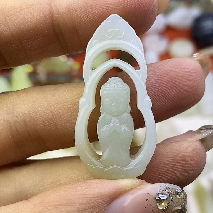 和田玉未镶嵌颈饰宝宝佛吊坠