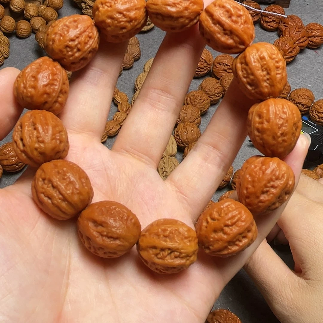 核桃粗筋红皮桃心手持