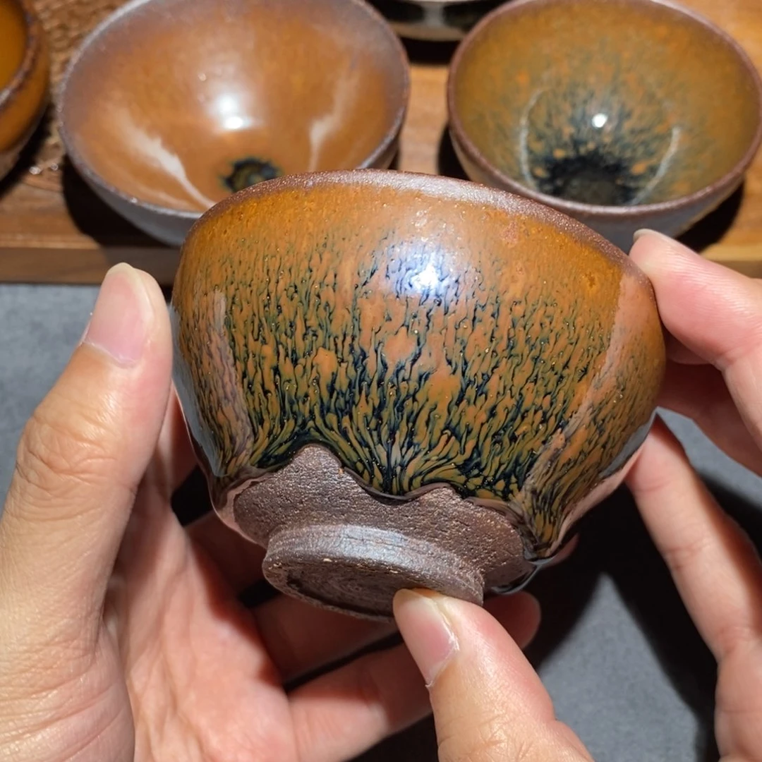 H***n茶盏小楼昨夜又东风