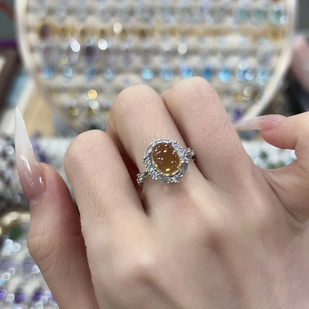 北***北银S925镶嵌戒指黄晶