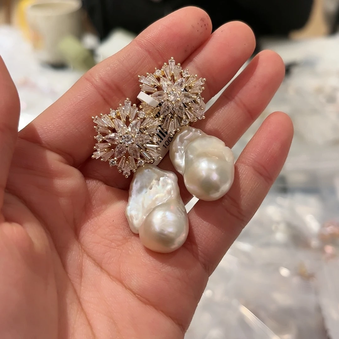 淡水珍珠耳饰合金