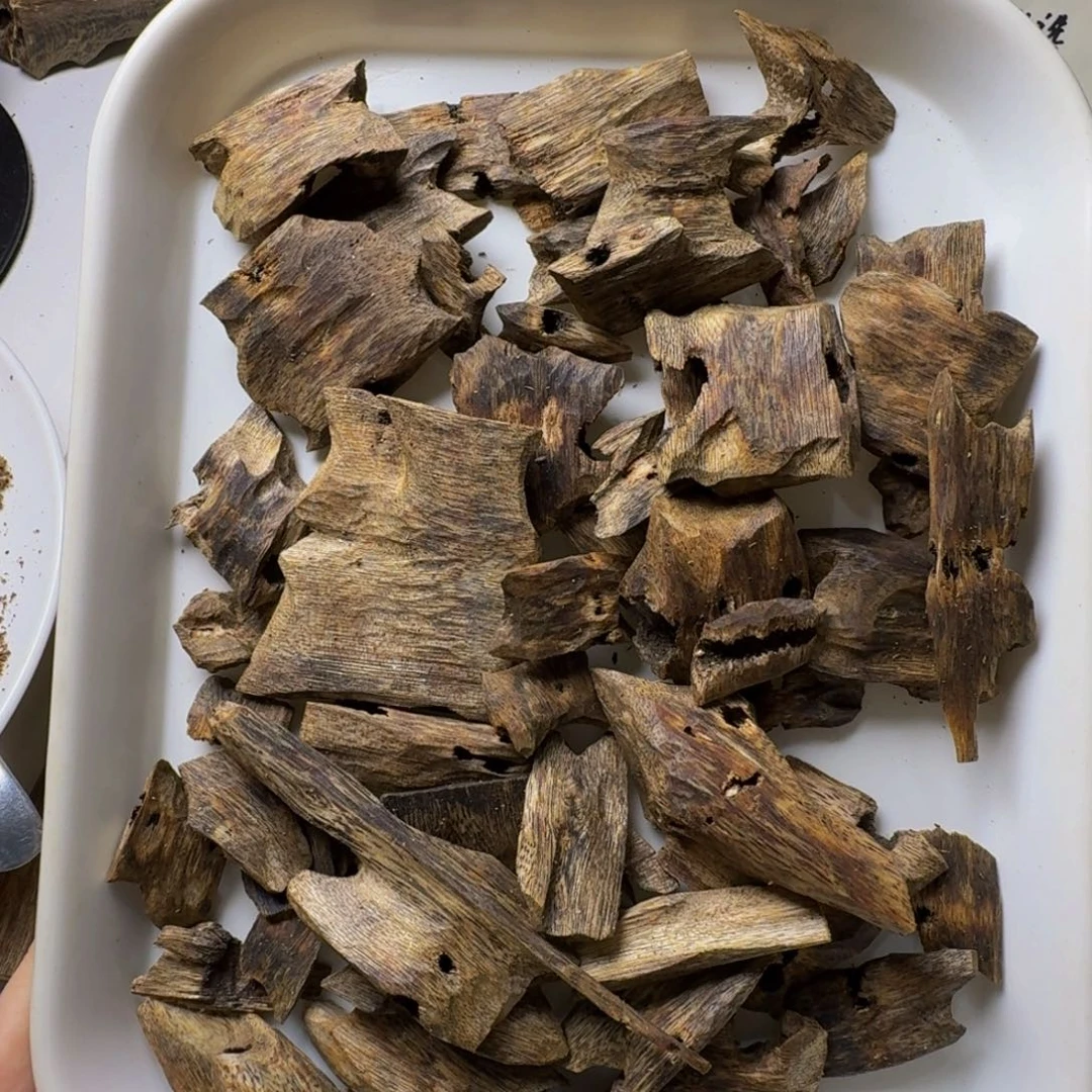 沉香碎屑沉香乌身146克