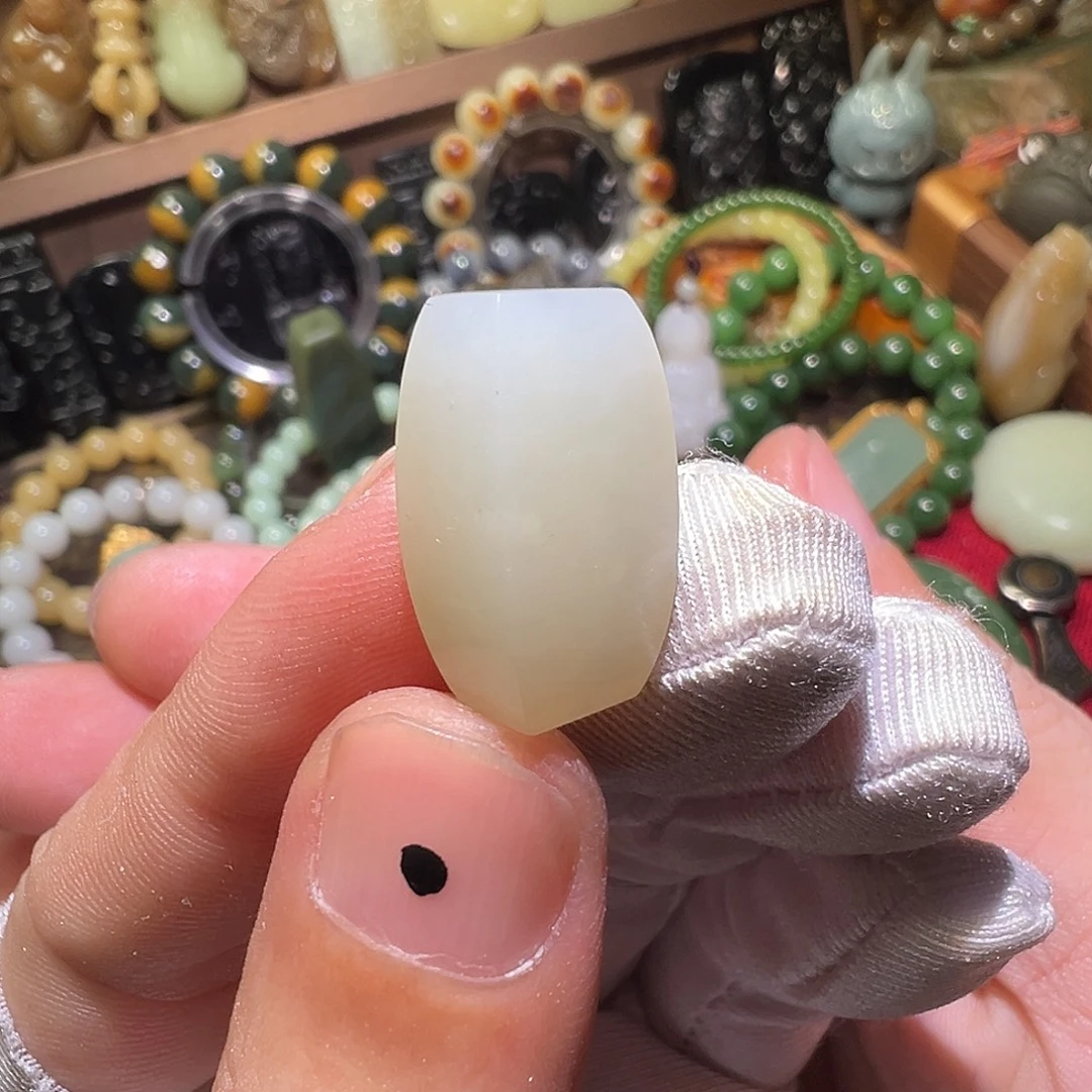 和田玉未镶嵌颈饰青海老冰坑小勒子 福利6