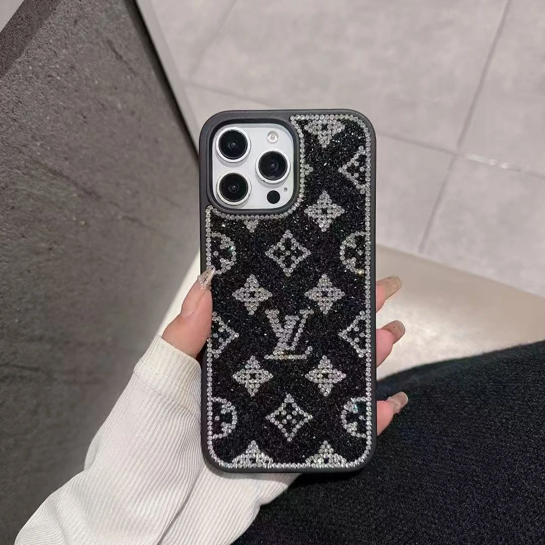 高级感女款时尚大牌适用苹果16pro/15promax手机壳14pro水钻13