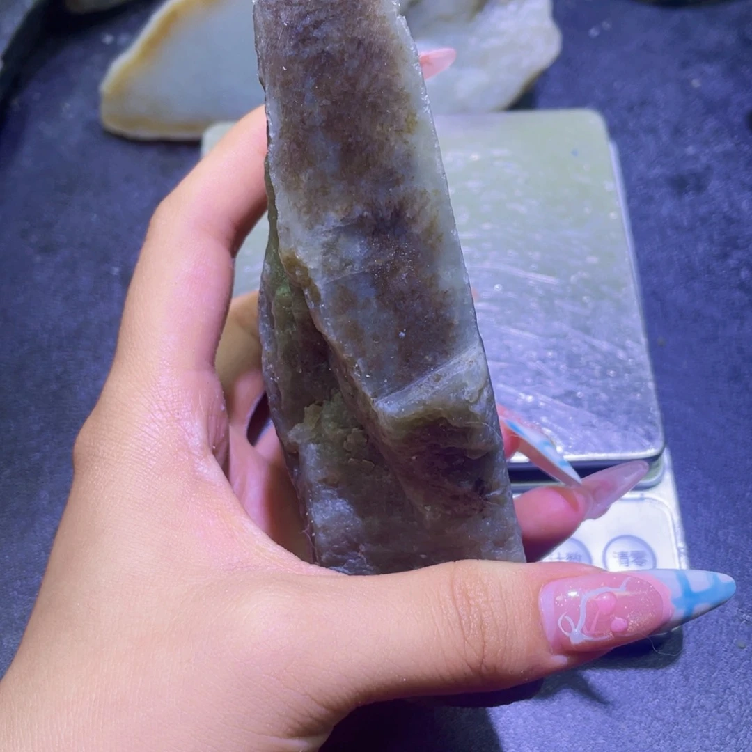未镶嵌和田玉（糖玉）珠宝半成品