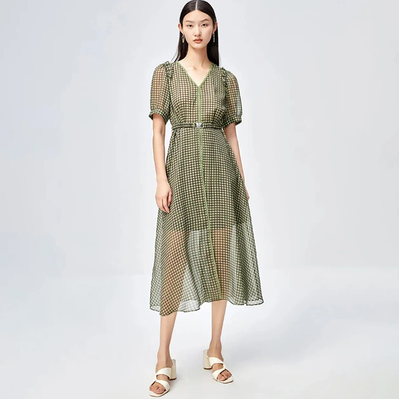 350571【羽系列】花边V领绿格连衣裙232L018