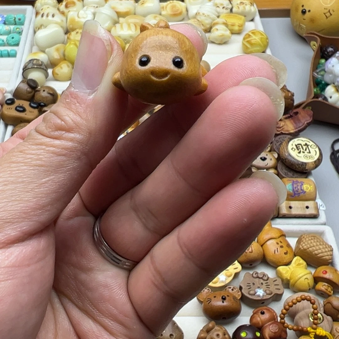 大叶紫檀（黑酸枝木类）