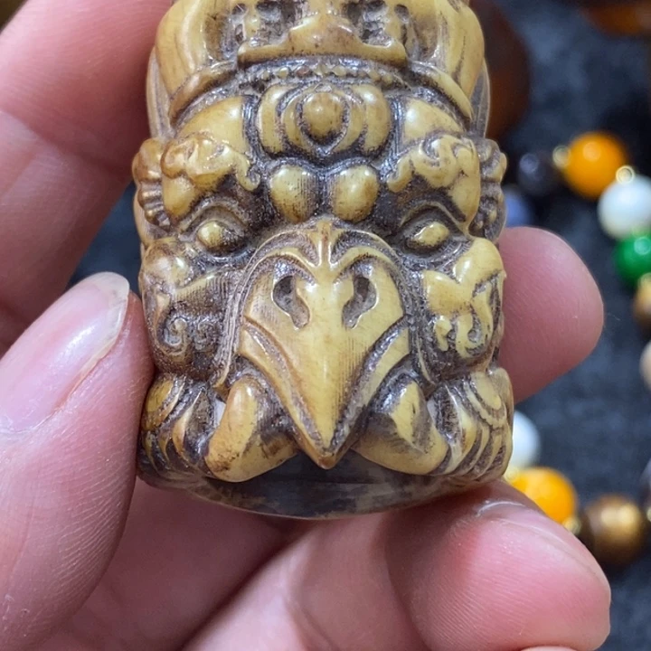 滴血莲花菩提吊坠