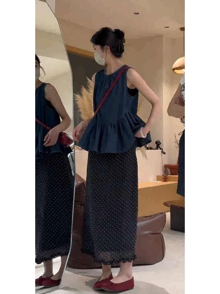 设计感黑色套装女夏2025新款爆款高级感巨好看的背心半身裙两件套