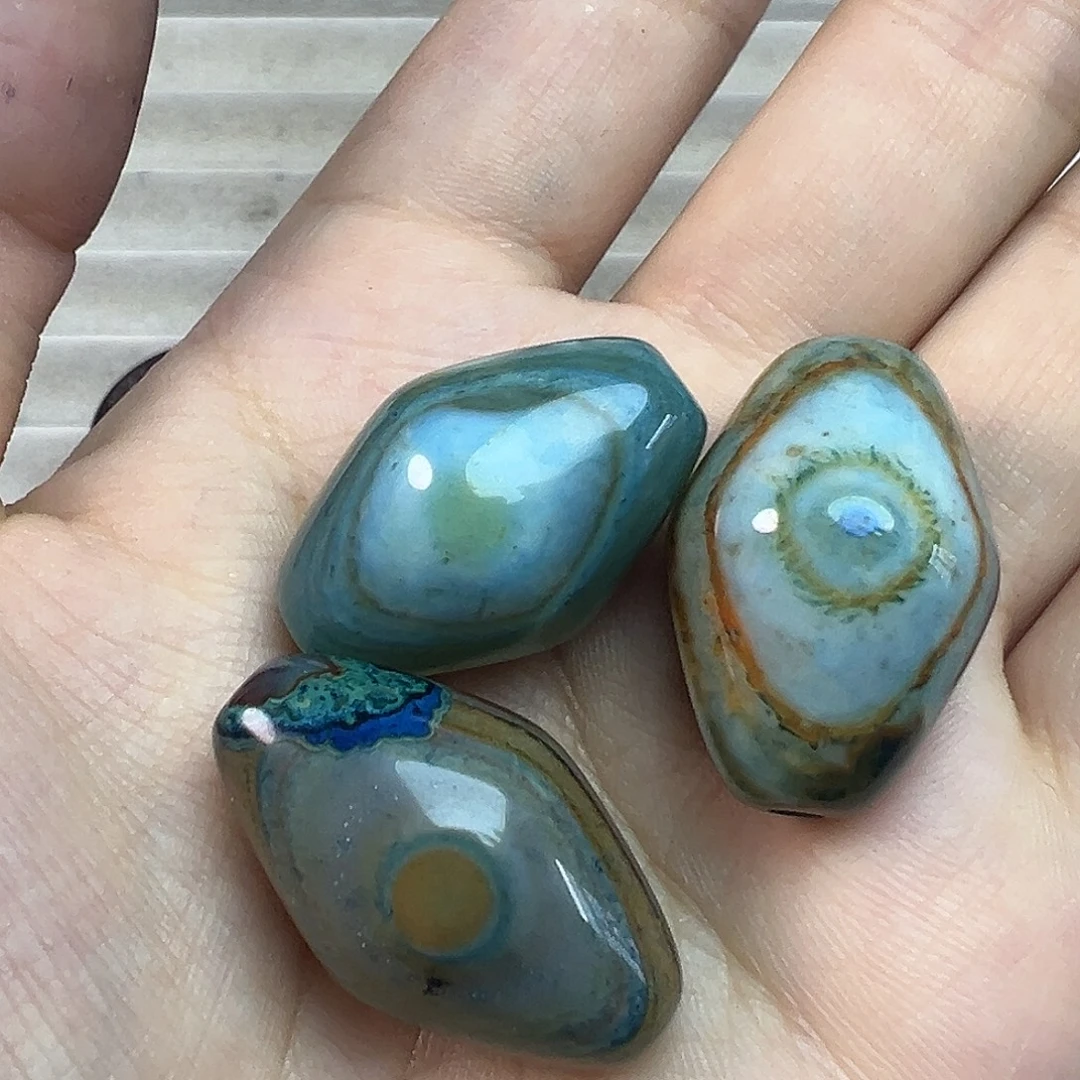 琉璃非金属玛恼一颗