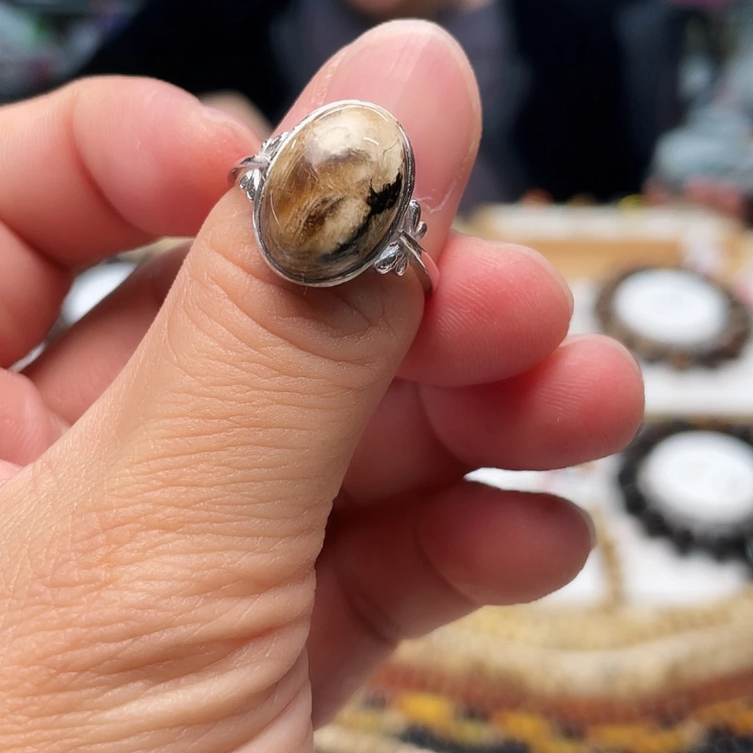 琥珀未镶嵌裸石大