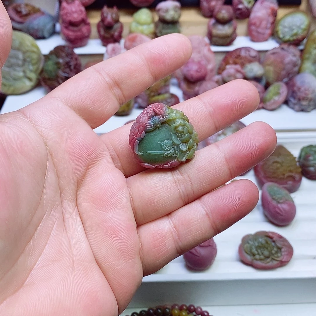 玛瑙/玉髓盐源玛瑙吊坠未镶嵌