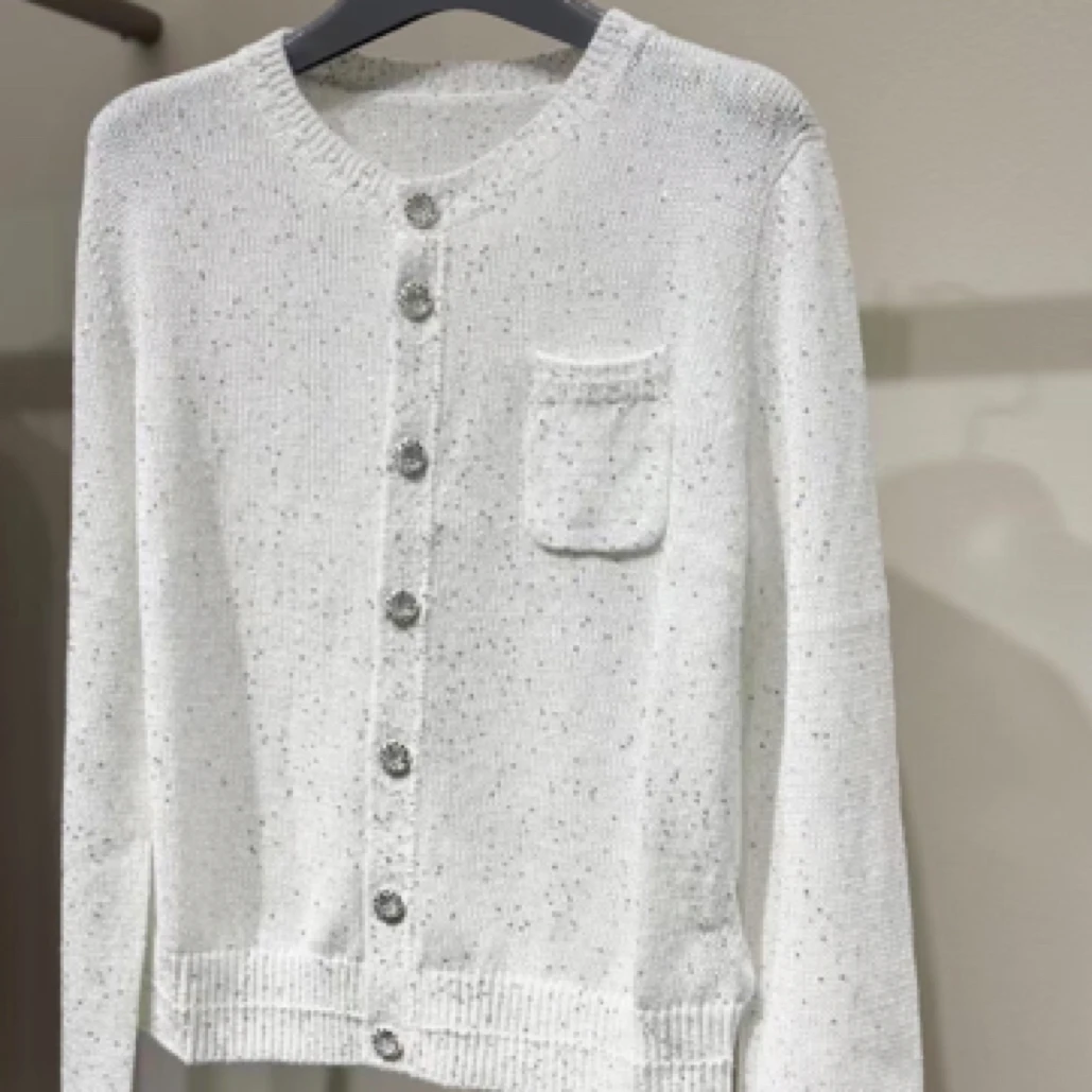 阿玛施女神发光既发财小香风针织