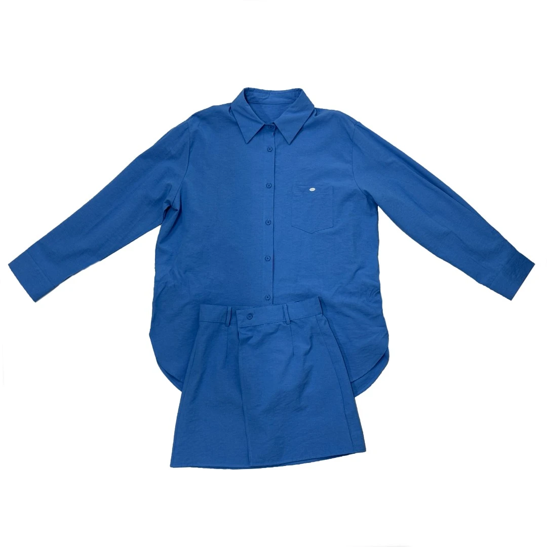 编码【A26】2025春新款时尚设计感衬衣叠穿围帘蓝色衬衫L251092