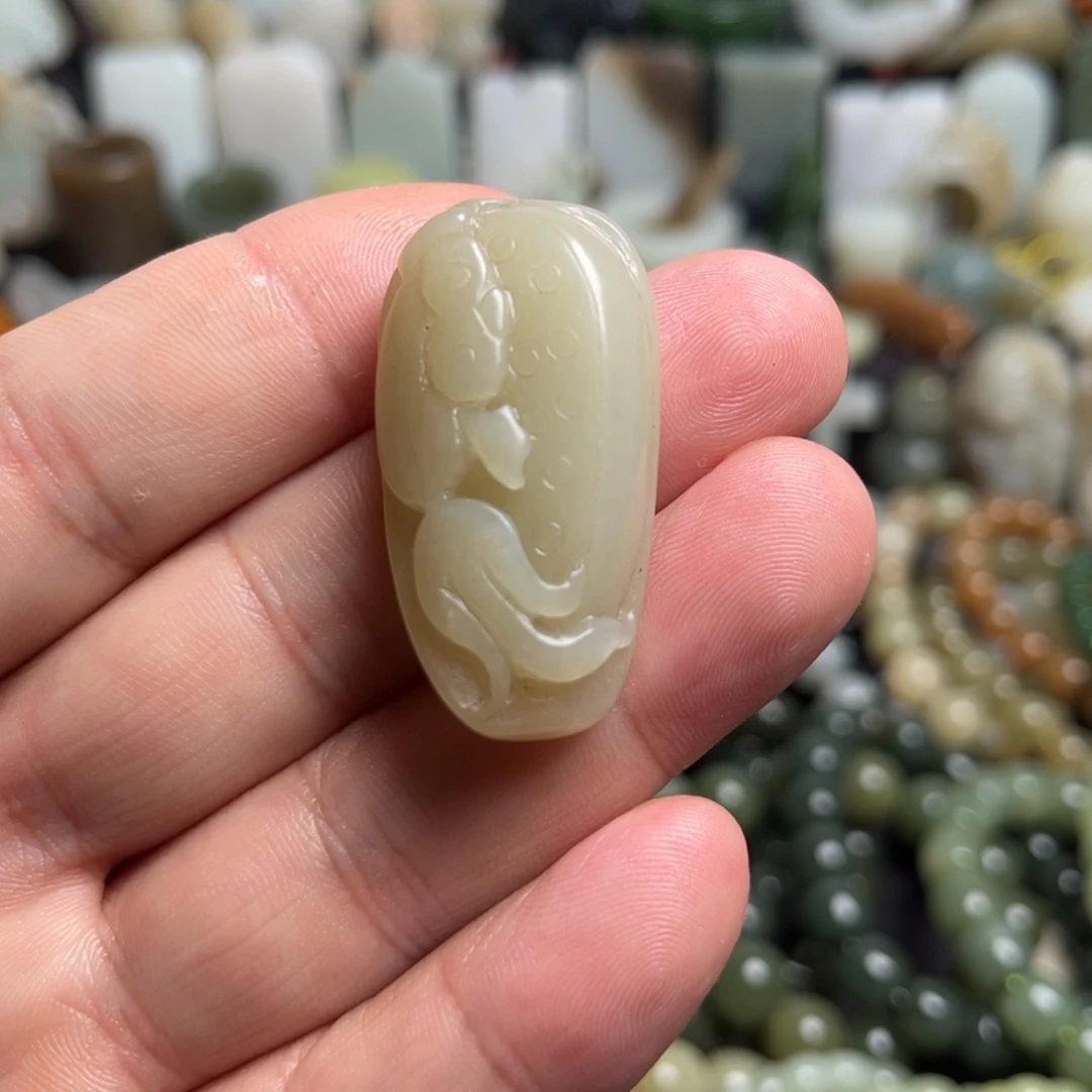 和田玉未镶嵌吊坠(不含链)