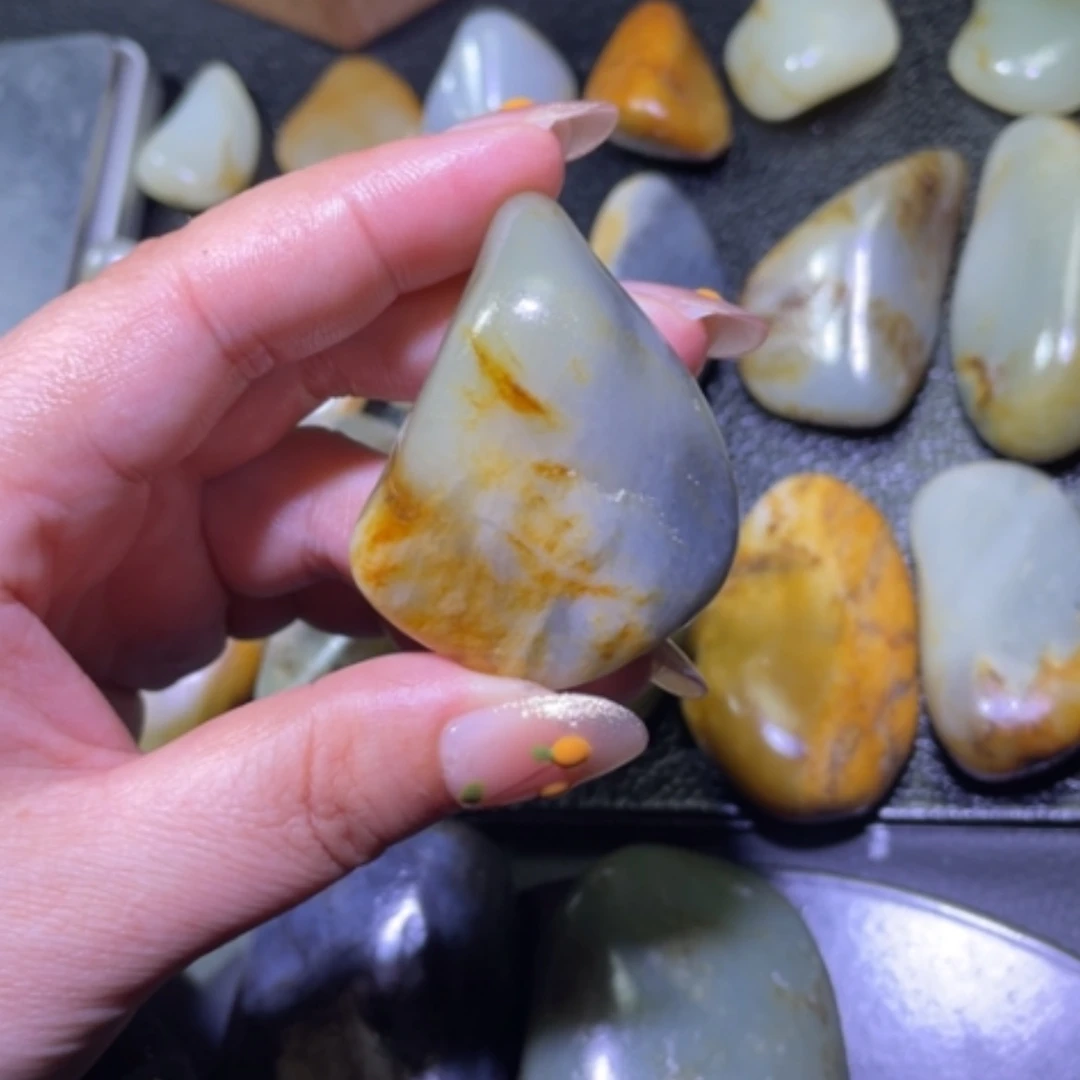【闪购商品】和田玉未镶嵌颈饰