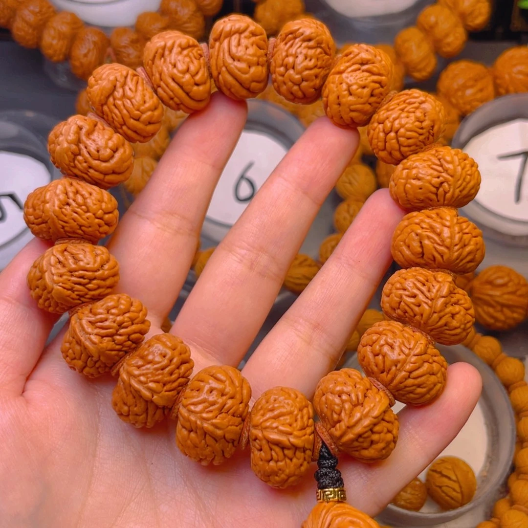 彩***会桃核吊坠耶耶耶耶