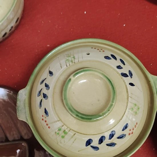 瓷片五厂，七厂各种摆件，瓷片、均有瑕疵。！