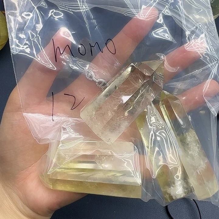 m***o水晶摆件未镶嵌天然水晶
