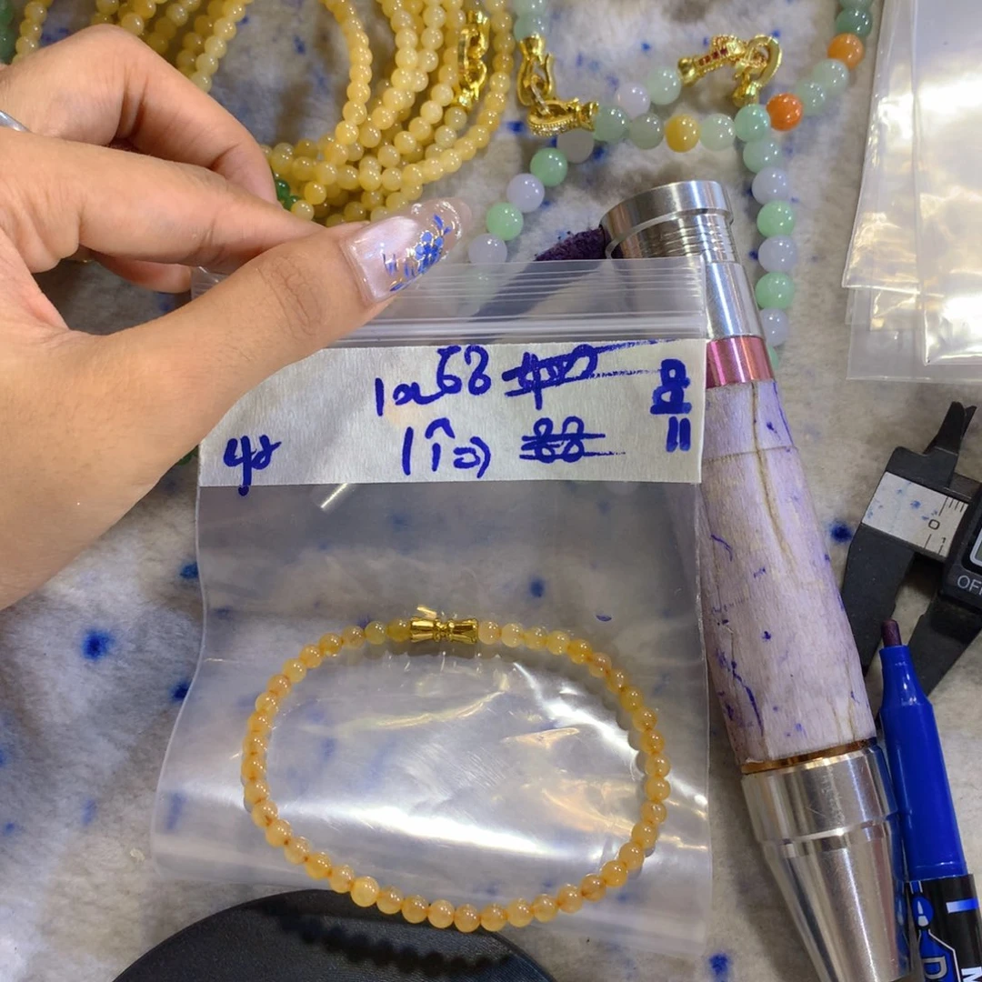 未镶嵌定制翡翠天然缅甸翡翠多样性