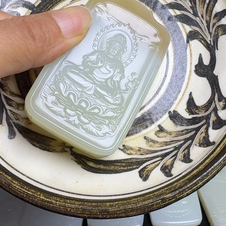 渴***望瓷片新号开播挂件
