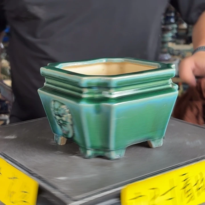 。一风堂石湾花盆 小收缩 色差 内11*8