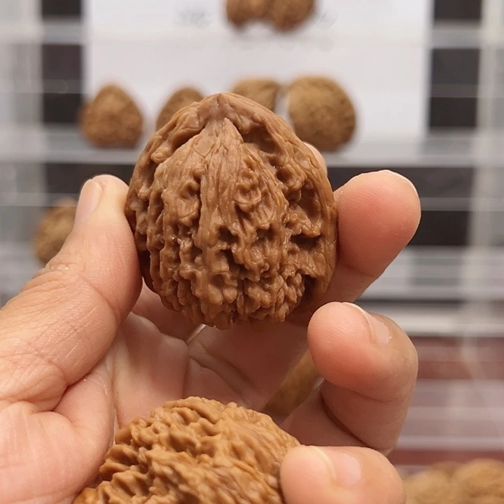 奎***哥涿鹿南京石文玩核桃