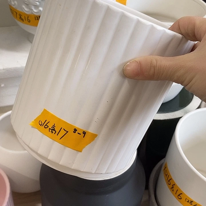 陶盆有孔 瑕疵针孔漏釉介意勿拍外高 18外口16