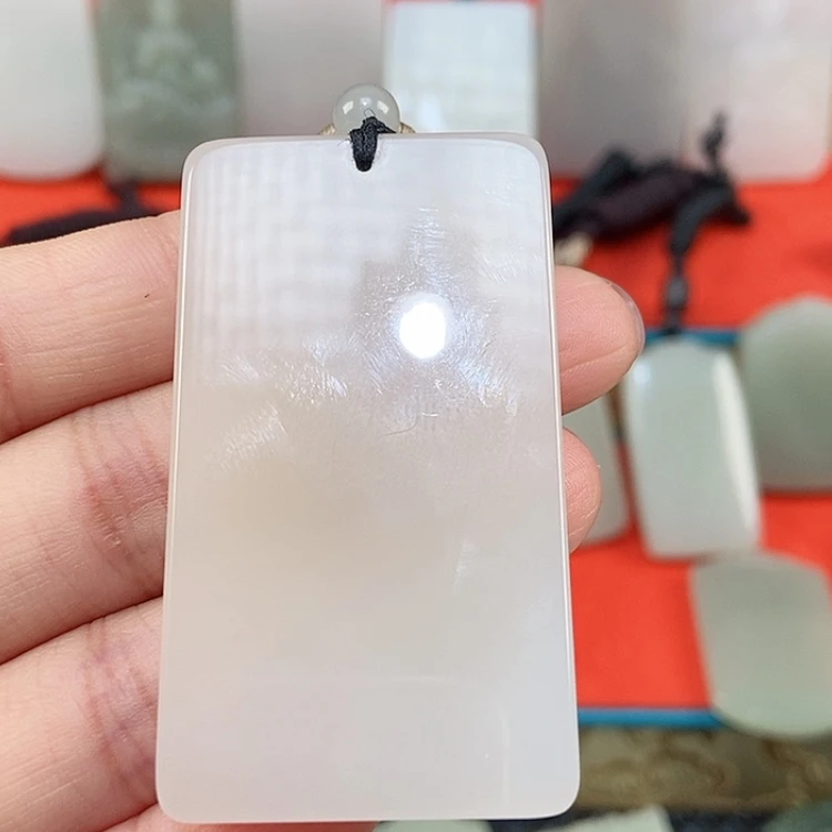 【闪购商品】颈饰未镶嵌和田玉