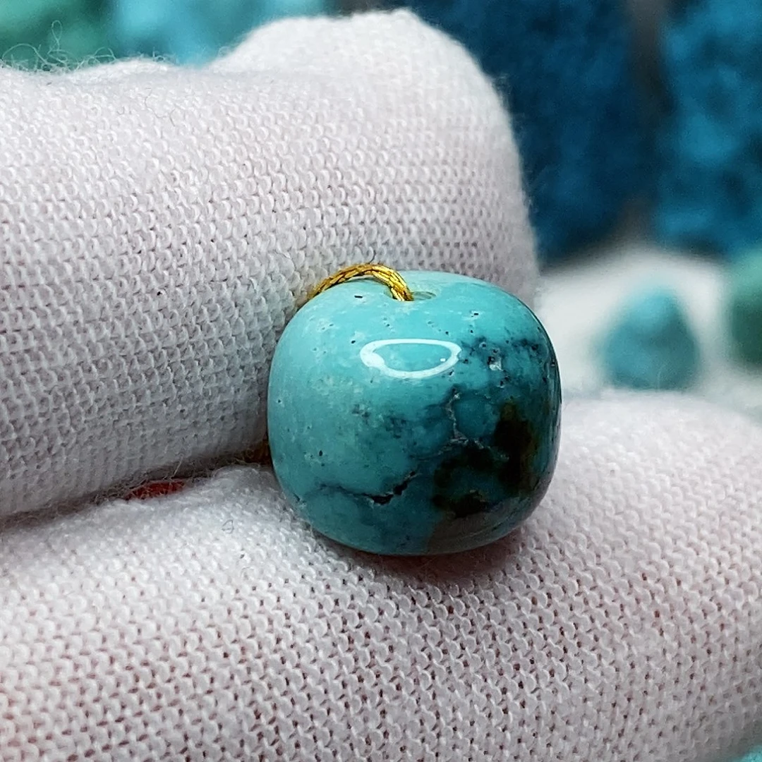 绿松石未镶嵌天然原矿 带武汉地大证书