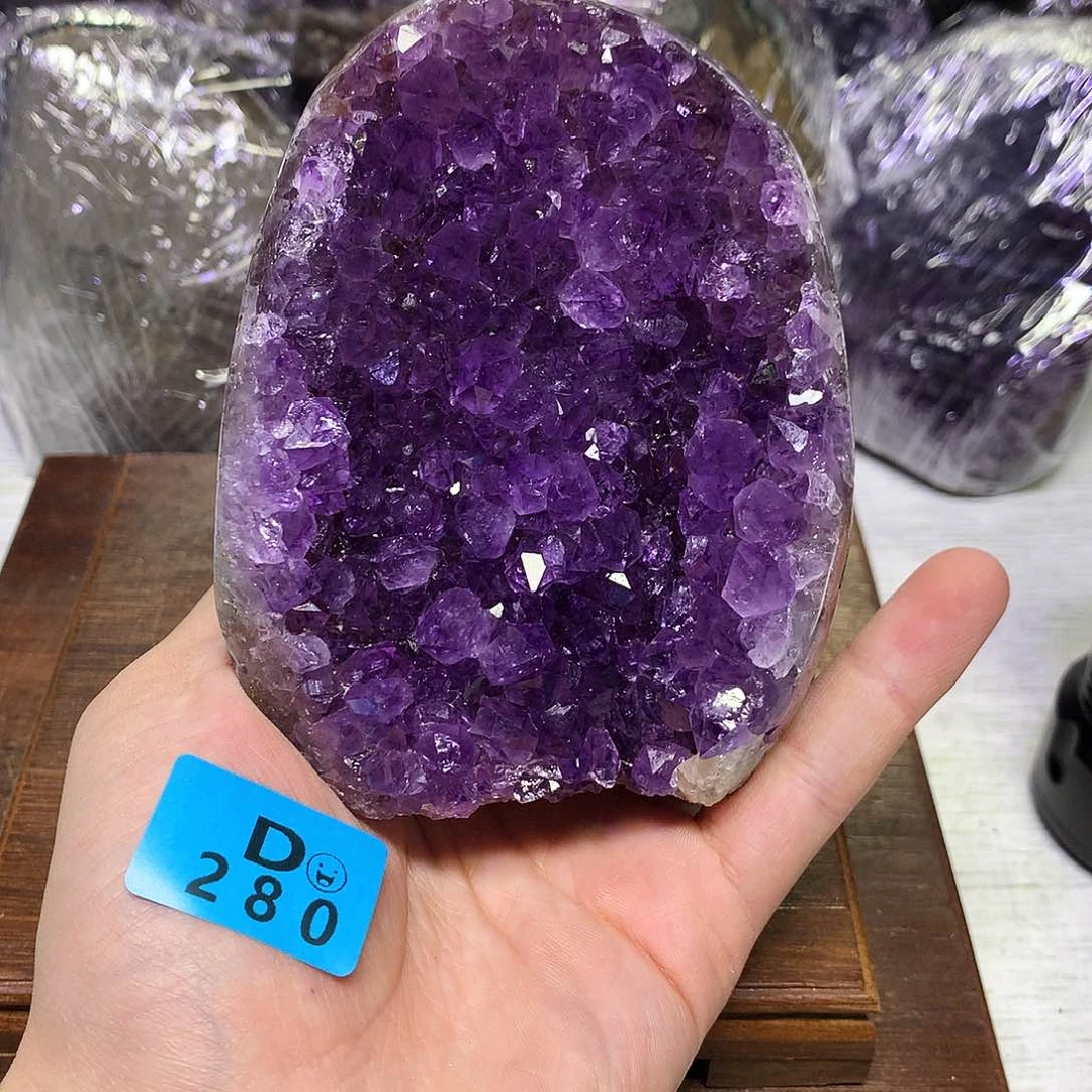 紫晶大型摆件（非配饰）未镶嵌