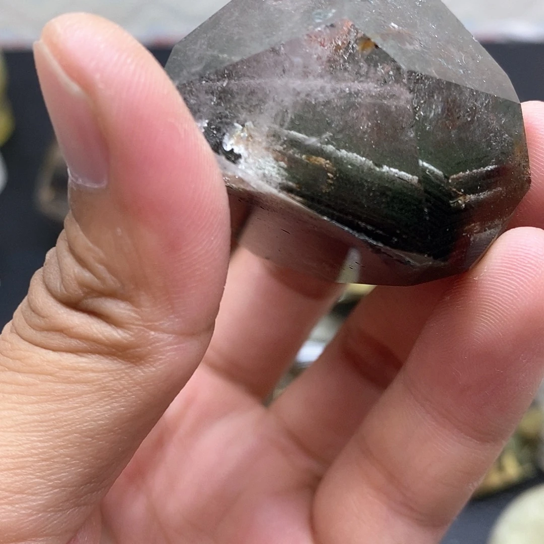 K***m未镶嵌珠宝半成品水晶196水晶石