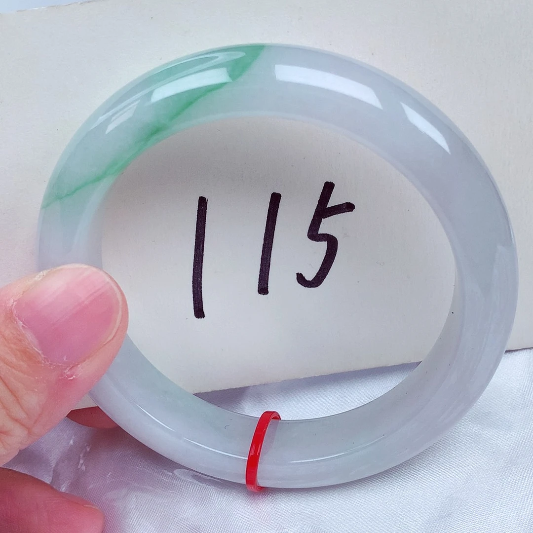 翡翠未镶嵌手镯翡翠