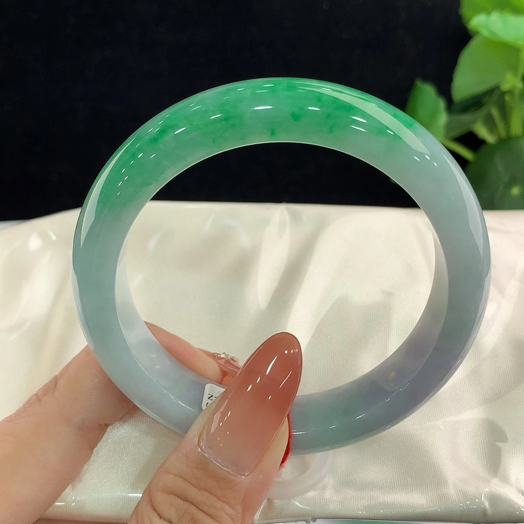 翡翠手镯未镶嵌正59.8