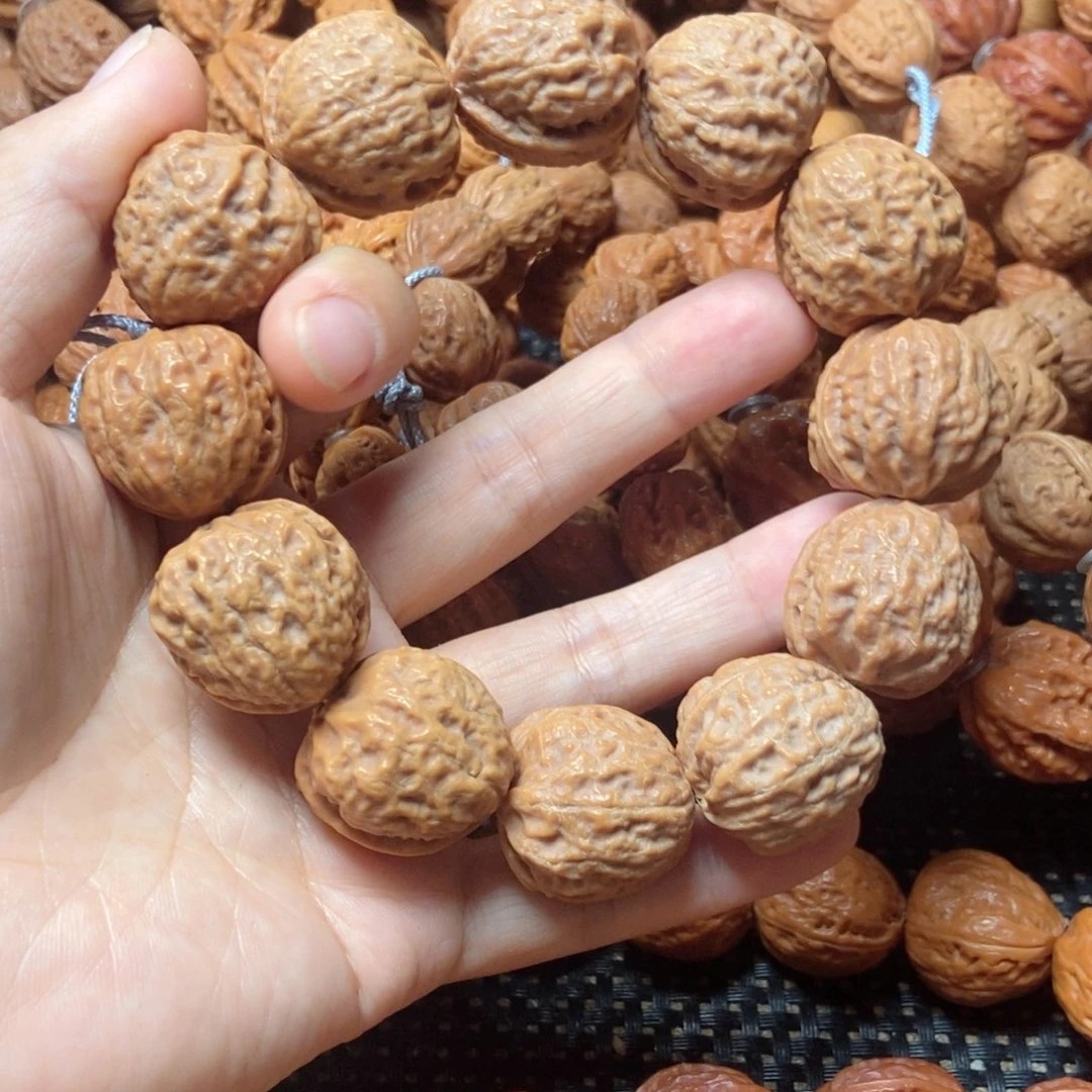 桃核吊坠铁皮纹手串