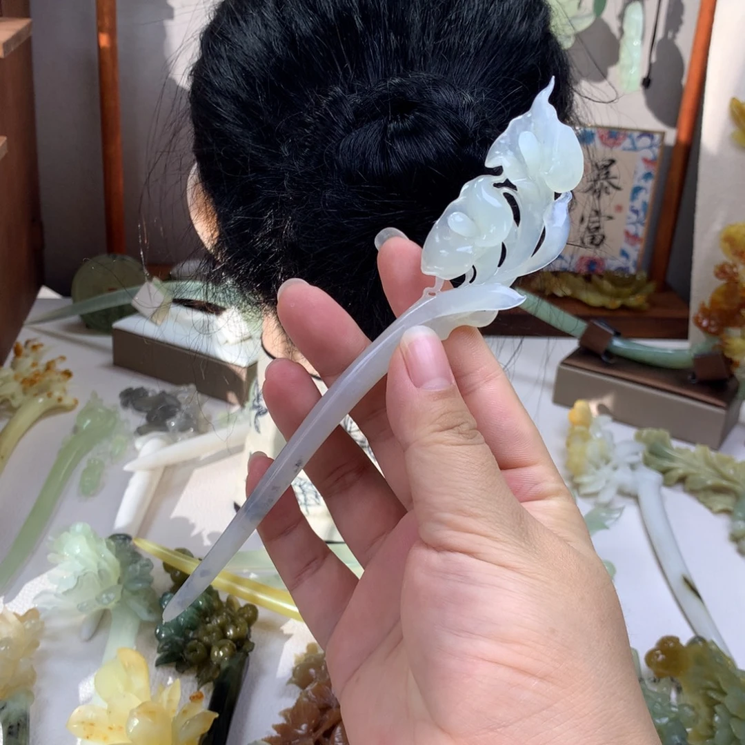 蛇纹石玉未镶嵌发饰