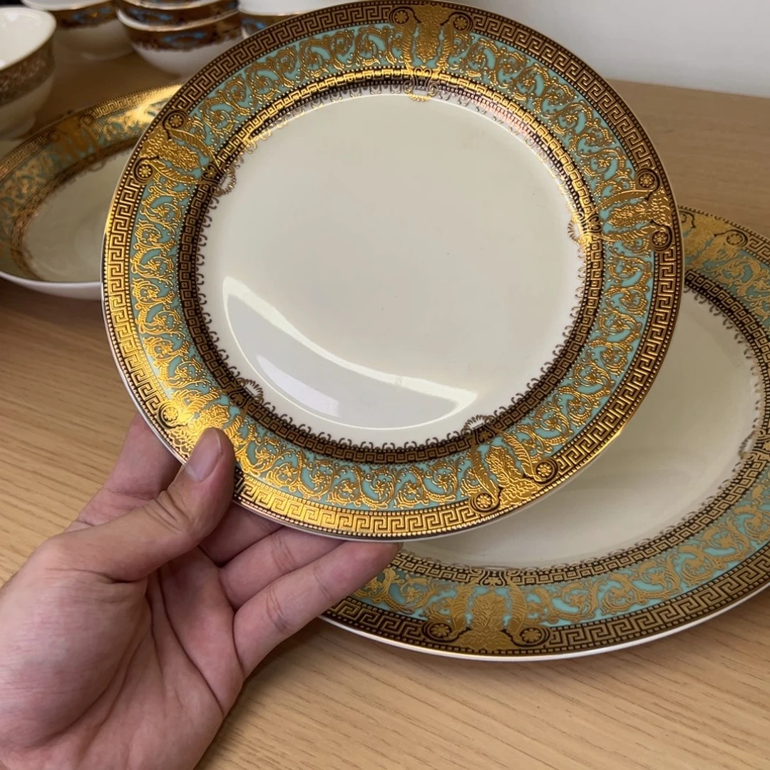 瓷片8寸平盘两个一单