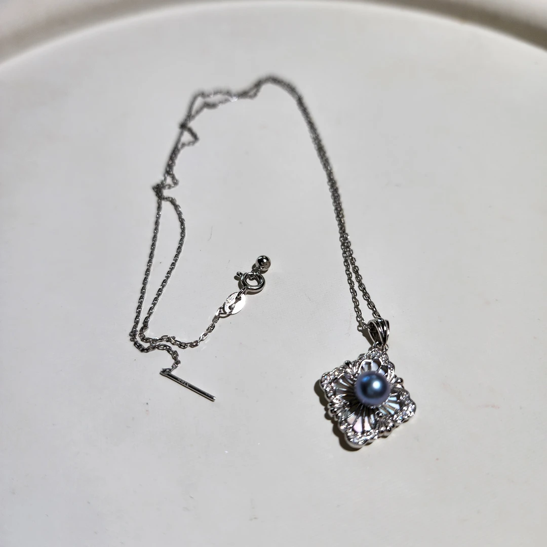 海水珍珠银S925镶嵌真多麻歌剧院吊坠项链