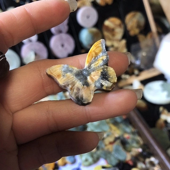 岫玉未镶嵌岫玉挂件