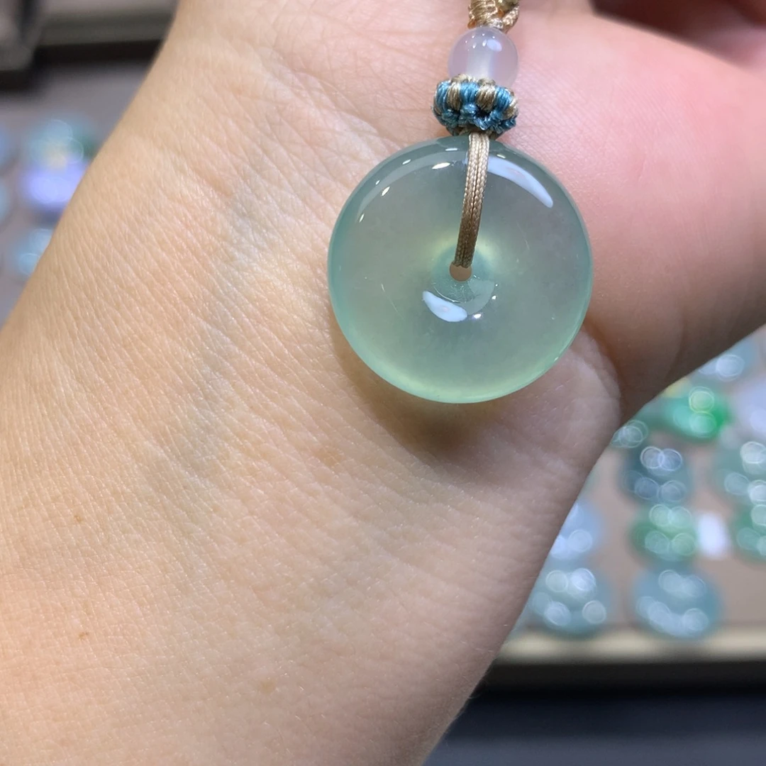 翡翠未镶嵌颈饰平安扣19*5.7